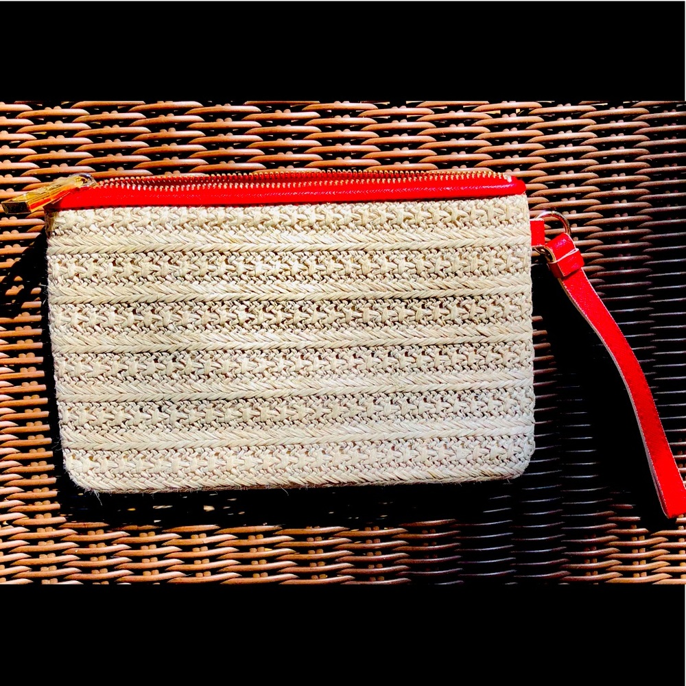 Simply Vera clutch/wristlet by Vera Wang